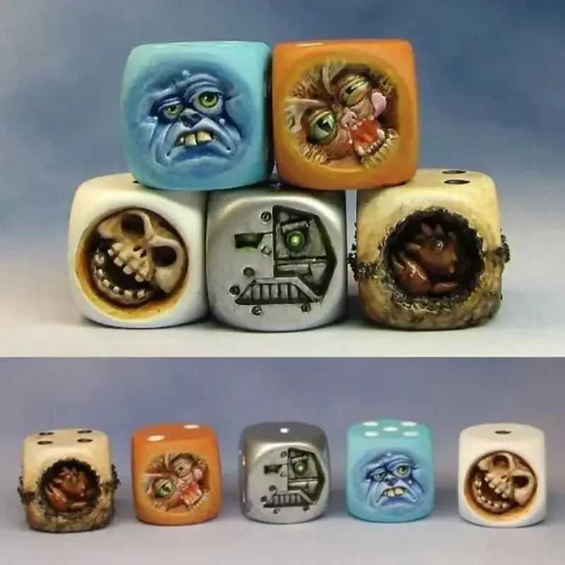 Набор кубиков из смолы с изобр – обзор и цена Board Game Monster